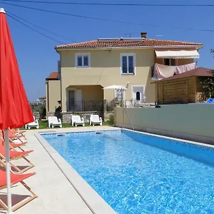  Appartamento Ela